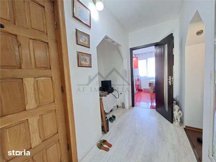 Apartament cu 2 camere decomandat în Canta
