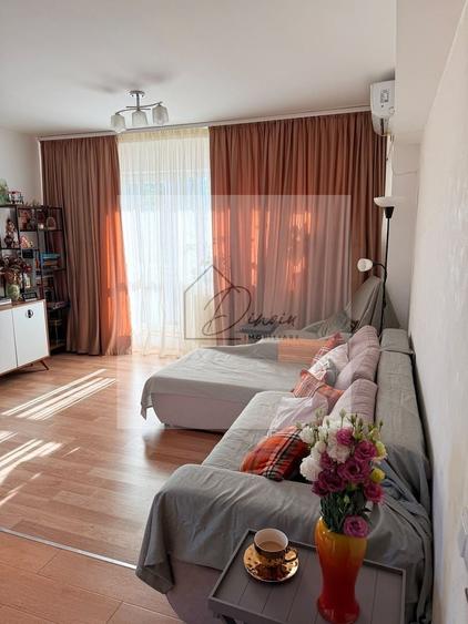 Apartament cu 3 camere decomandat, mobilat în Theodor Pallady