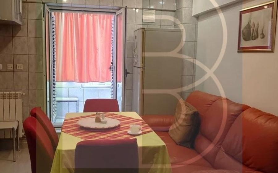 Apartament cu 2 camere decomandat, mobilat în Unirii