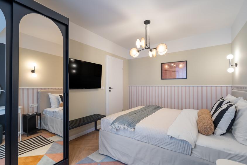 Apartament cu 2 camere semidecomandat în Calea Victoriei