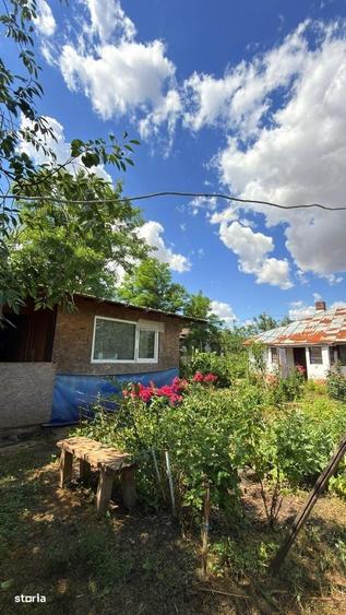 Casă cu 3 camere în Dor Mărunt