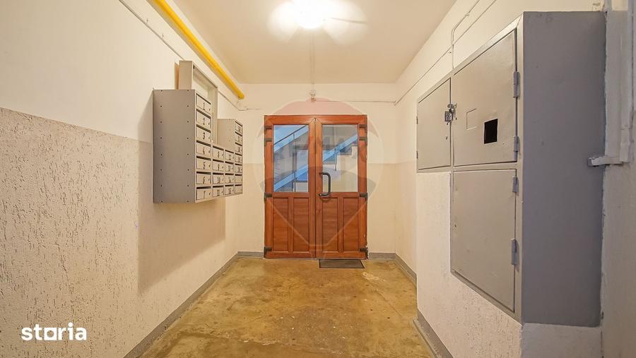Apartament cu 2 camere semidecomandat în Dârste