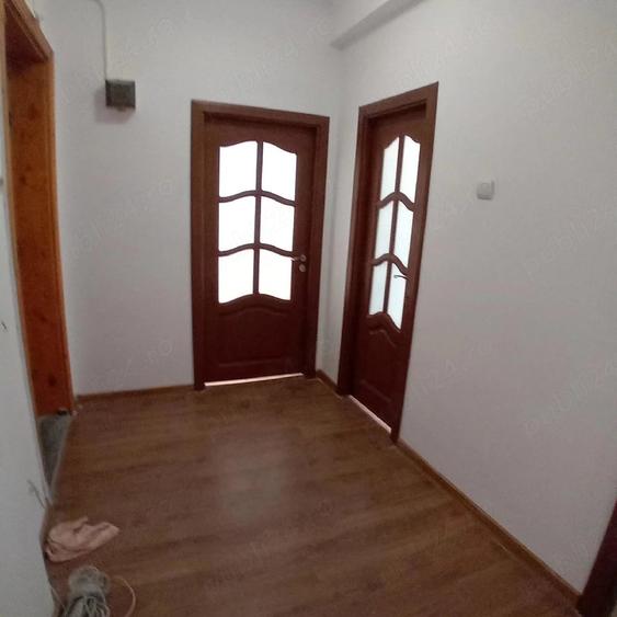 Apartament cu 2 camere decomandat în Horia