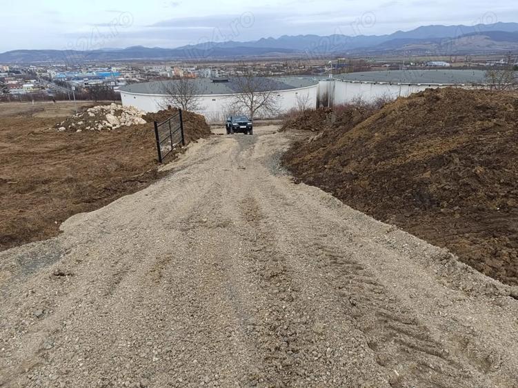 Teren de 1150 mp, în 700