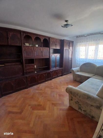 Apartament cu 3 camere decomandat, mobilat în Lipovei — fotografia 1
