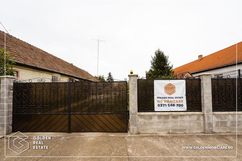 Casă individuală cu 4 camere cu Piscina în Peciu Nou
