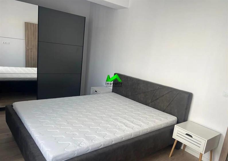 Apartament cu 3 camere decomandat, mobilat în Calea Dumbrăvii