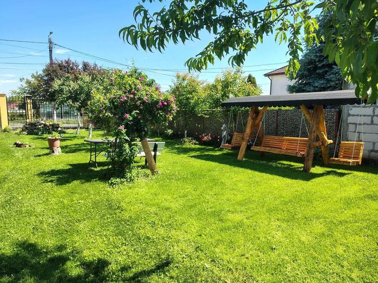Casă cu 2 camere cu Teren 500 Mp în Limanu