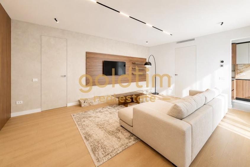 Apartament cu 4 camere decomandat în Aviatorilor