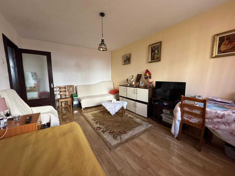 Garsonieră decomandată în Valea Oltului