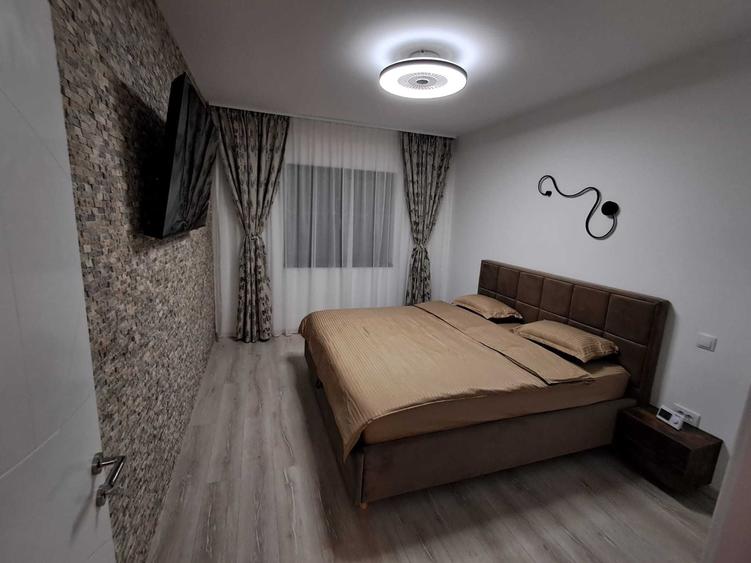 Apartament cu 2 camere decomandat în Cristian