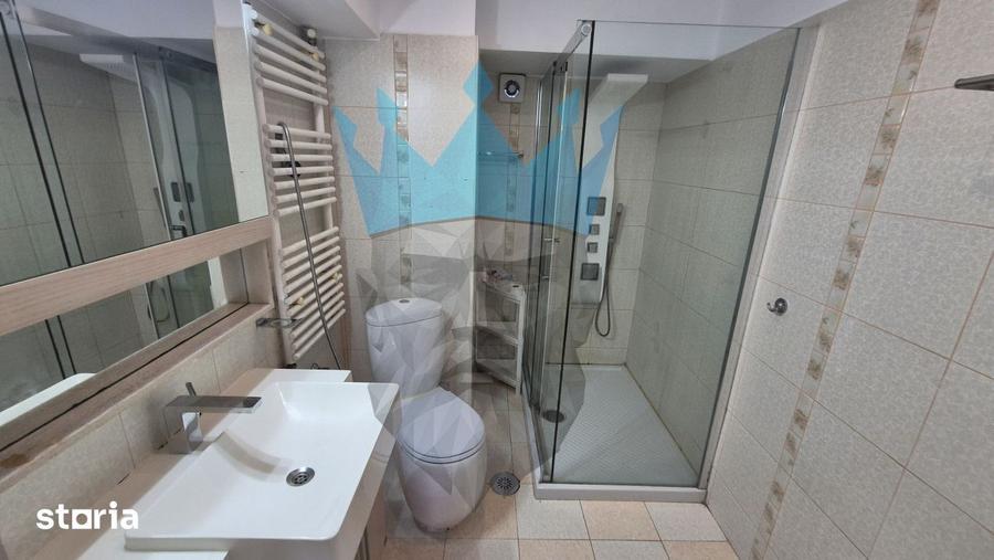 Apartament cu 4 camere în Centrul Civic