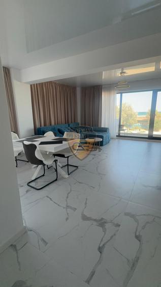 Apartament cu 3 camere decomandat, mobilat în Mamaia-Sat