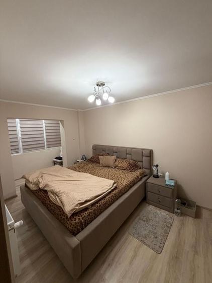Apartament cu 3 camere decomandat în Micălaca