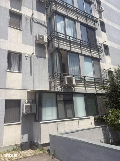 Apartament cu 3 camere decomandat în Theodor Pallady