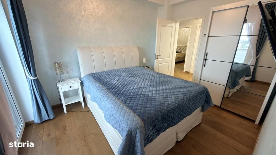 Apartament cu 3 camere decomandat în Lazaret