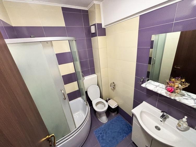 Apartament cu 2 camere decomandat în Central
