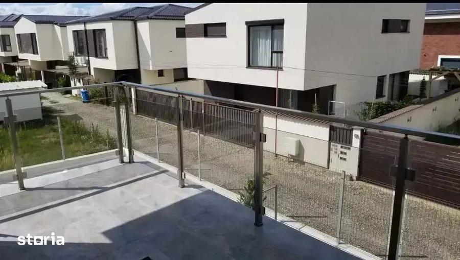 Apartament cu 2 camere, mobilat în Central