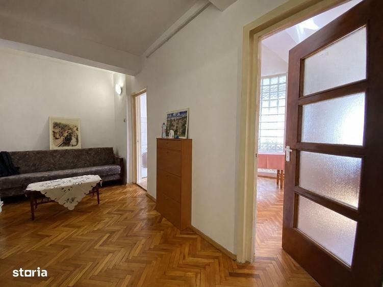 Garsonieră decomandată în Zorilor