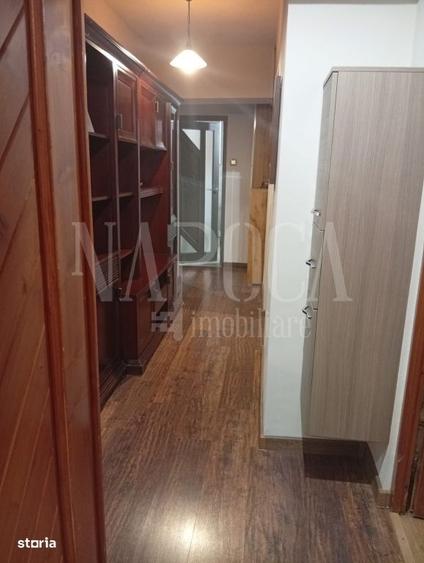 Apartament cu 4 camere decomandat în Dacia