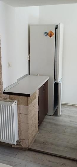 Garsonieră decomandată în Noua