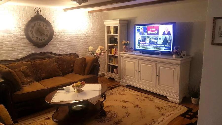 Casă cu Teren 283 Mp în Lupeni