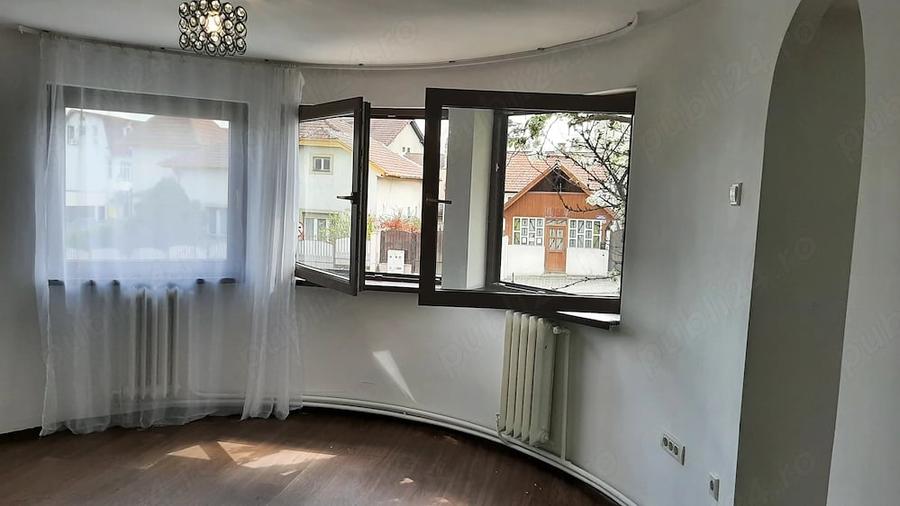 Spațiu comercial, de 90 mp, în Central