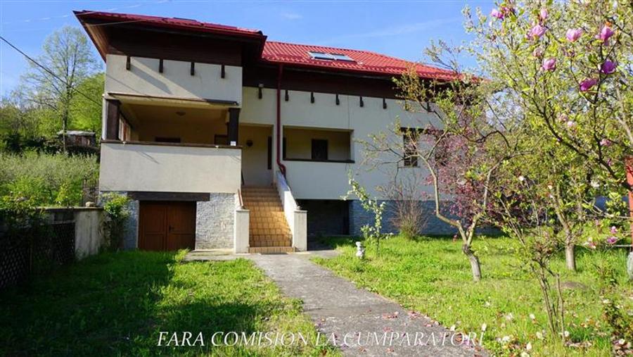 Casă individuală cu 5 camere cu Canalizare în Muereasca