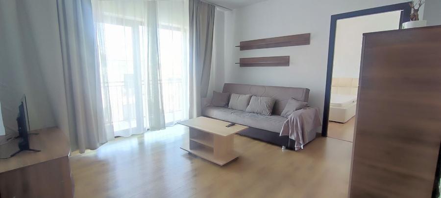 Apartament cu 3 camere decomandat în Bună Ziua