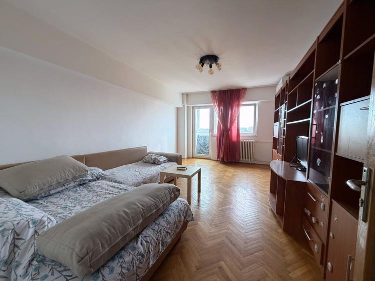 Apartament cu 4 camere decomandat, mobilat în Turda