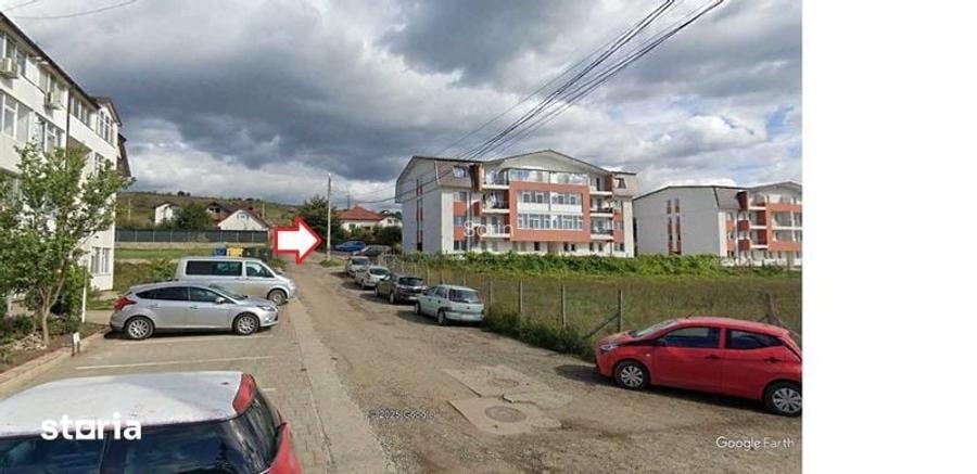 Teren 1.250 mp Bucium toate utilitatile, imprejmuit, acte la zi.