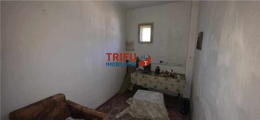 Casă individuală cu 5 camere cu Canalizare în Bărăbanț
