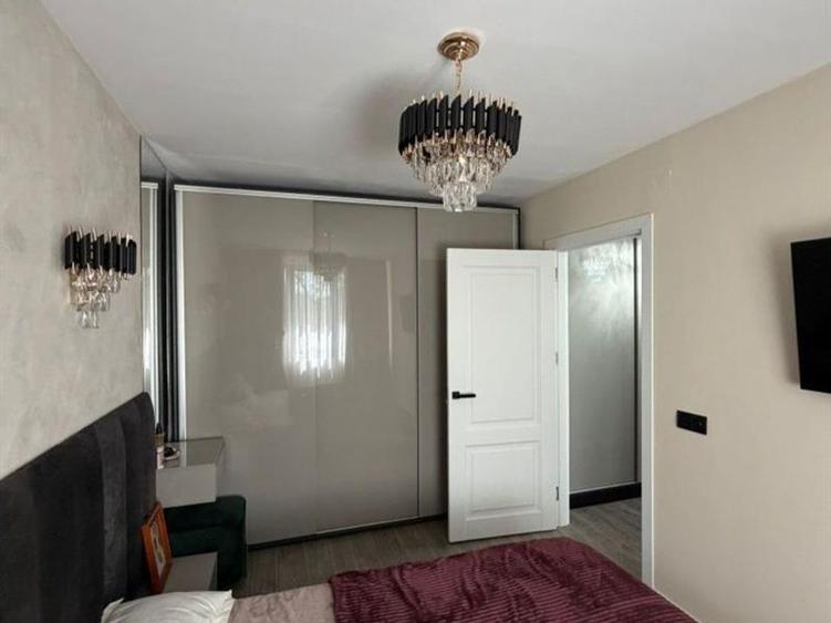 Apartament cu 2 camere decomandat, mobilat în Calea București