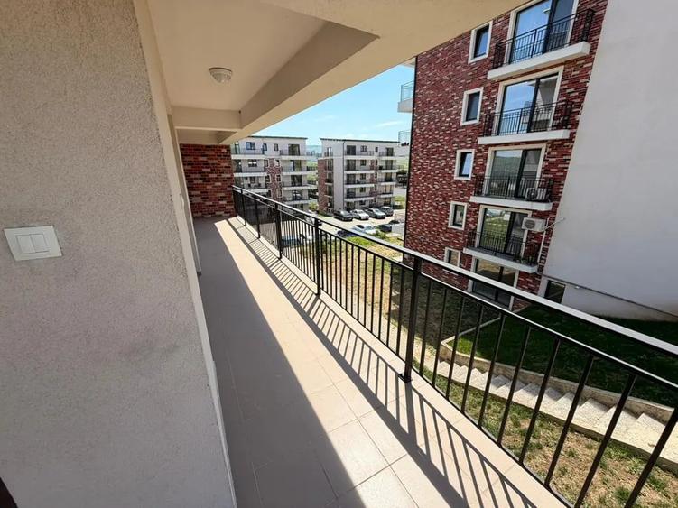 Apartament cu 3 camere decomandat în Bucium