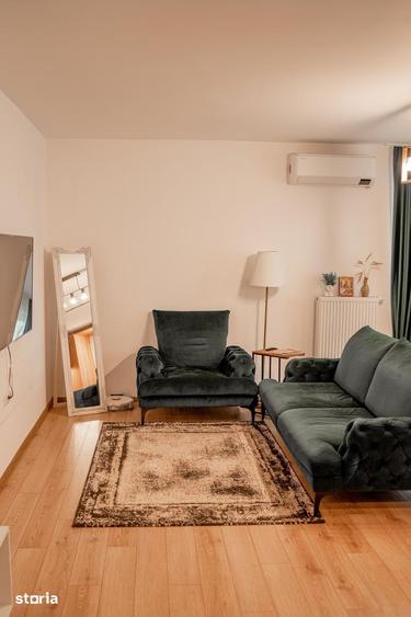 Apartament cu 3 camere decomandat în Libertății