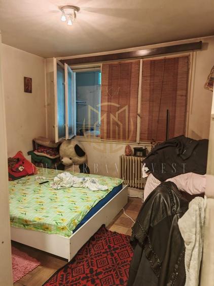 Apartament cu 2 camere semidecomandat în Giurgiului