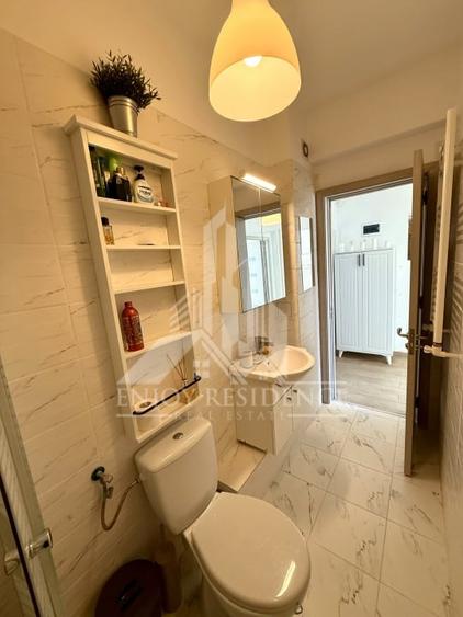 Apartament cu 2 camere semidecomandat, mobilat în Militari
