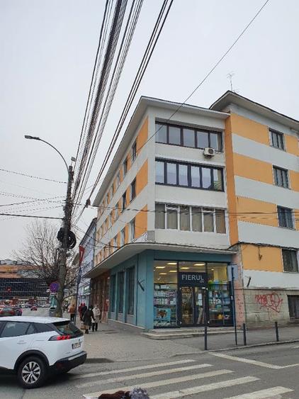 Apartament cu 2 camere semidecomandat în Ultracentral