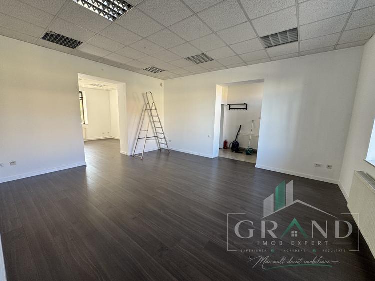 Spațiu comercial, de 100 mp, în Andrei Mureșanu