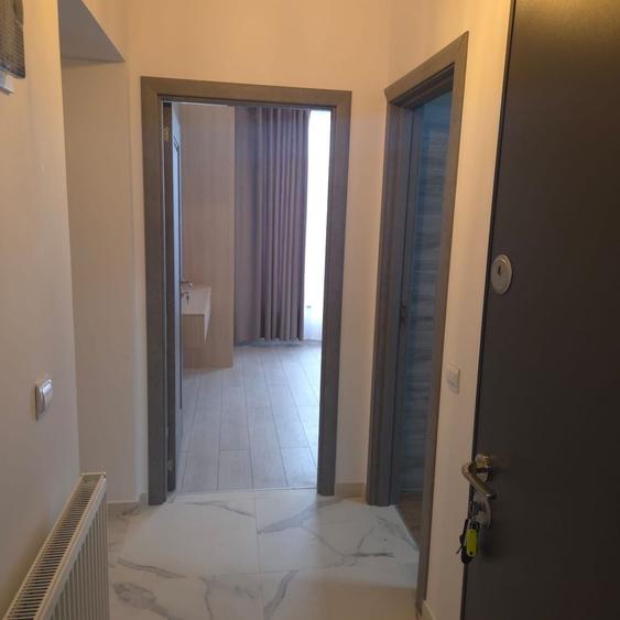 Apartament cu 3 camere decomandat în Periferie