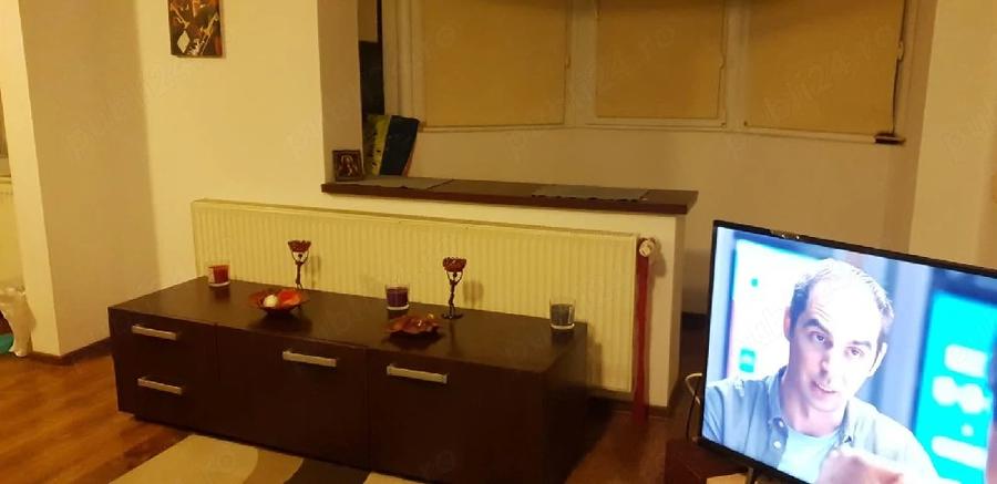 Garsonieră decomandată în 13 Septembrie