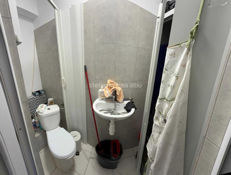 TitulescuBanuMantaDrFelixVictoriei2spatii(28mp+16mp)+curte20mpScarlatescu27-29Proprietar