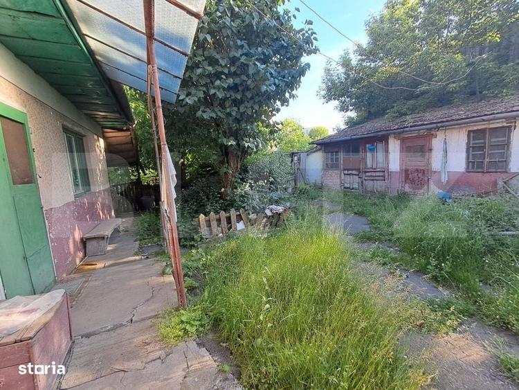 Casă cu 3 camere cu Teren 691 Mp în Unirii