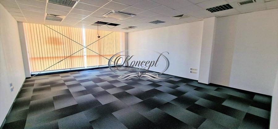Birou, de 1,300 mp, în Zorilor