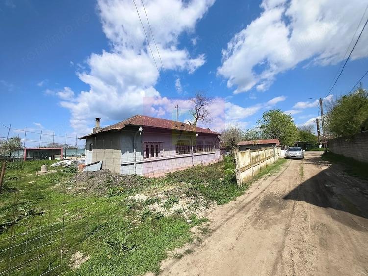 Teren de 975 mp, în Poșta