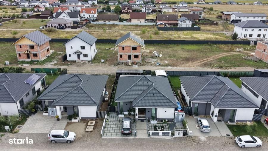 Casă cu 4 camere în Central