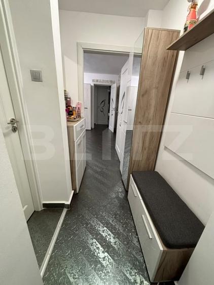 Apartament cu 2 camere semidecomandat, mobilat în Baraolt