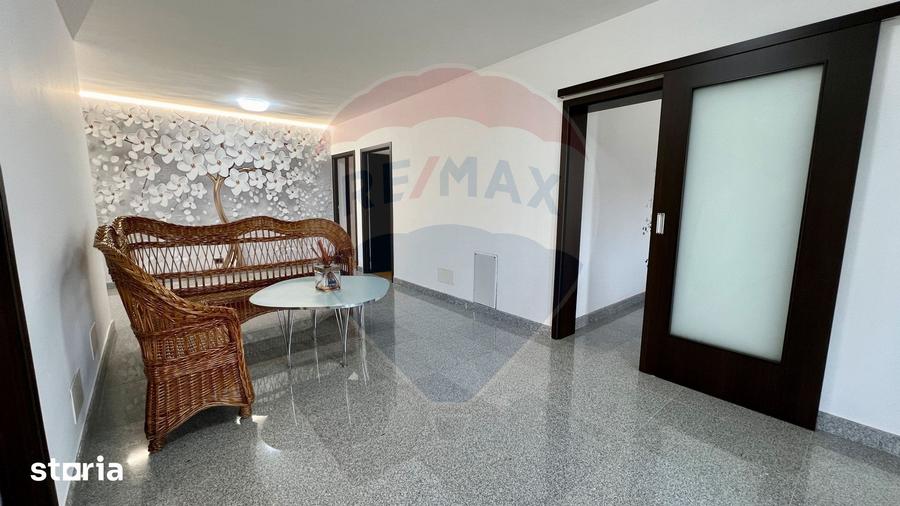 Casă cu 4 camere cu Teren 4151 Mp în Târgu Bujor