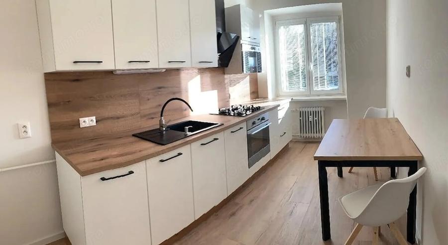 Apartament cu 2 camere decomandat în Valea Cetății