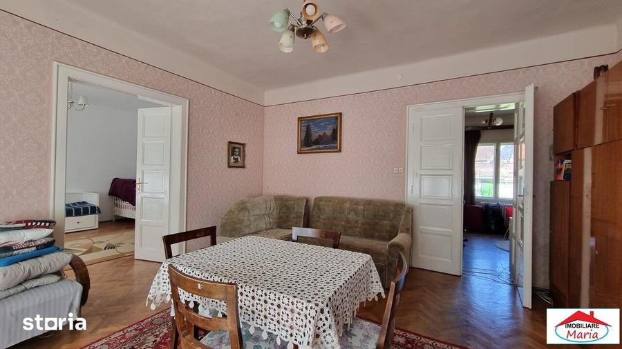 Casă cu 3 camere cu Teren 421 Mp în Titulescu